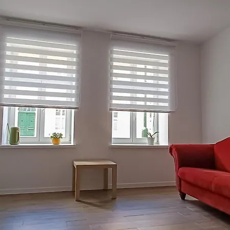 1 In Altstadt In * آنغرمونده