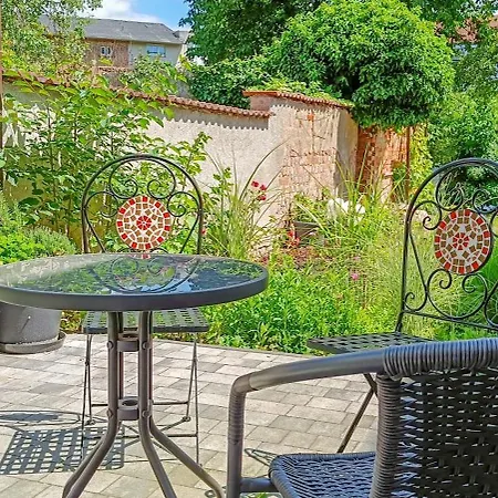 1 In Altstadt In *